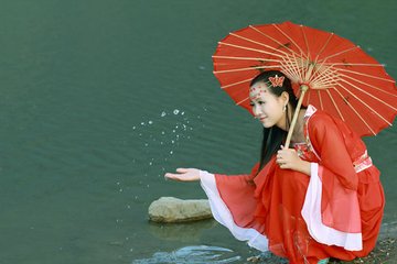 床上的艳情幻想完整版